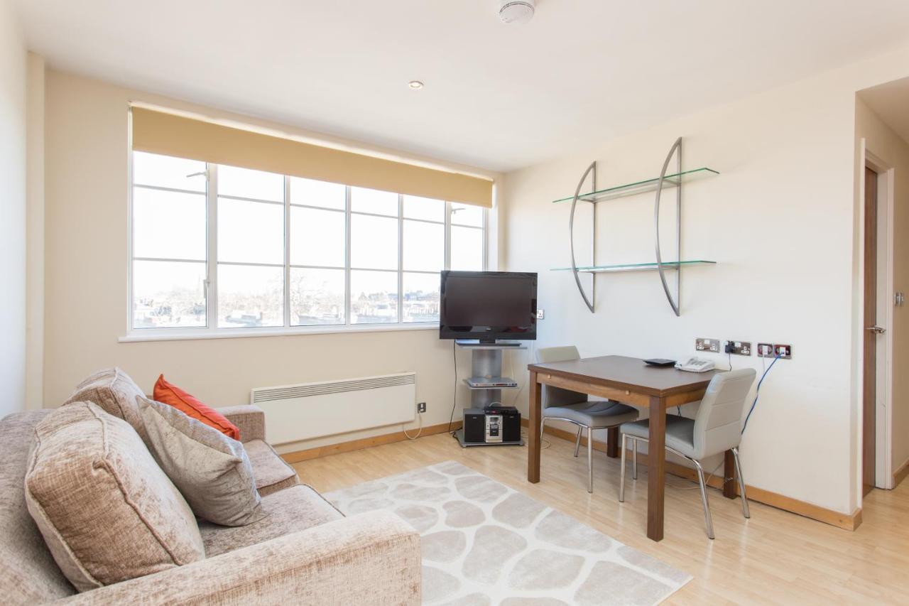 Roland House Apartment London Exterior photo