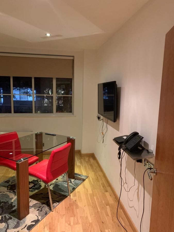 Roland House Apartment London Exterior photo
